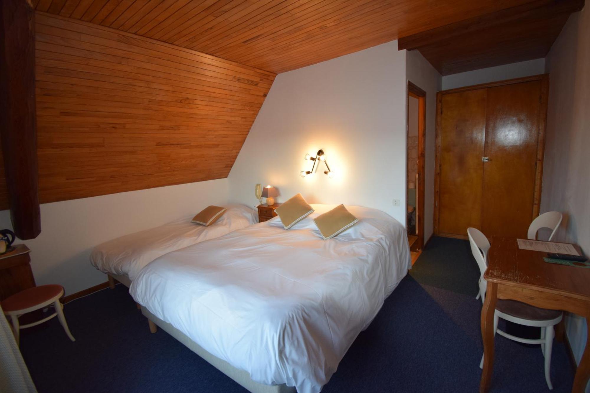 Hotel Les Chenets Saint-Julien-en-Champsaur المظهر الخارجي الصورة