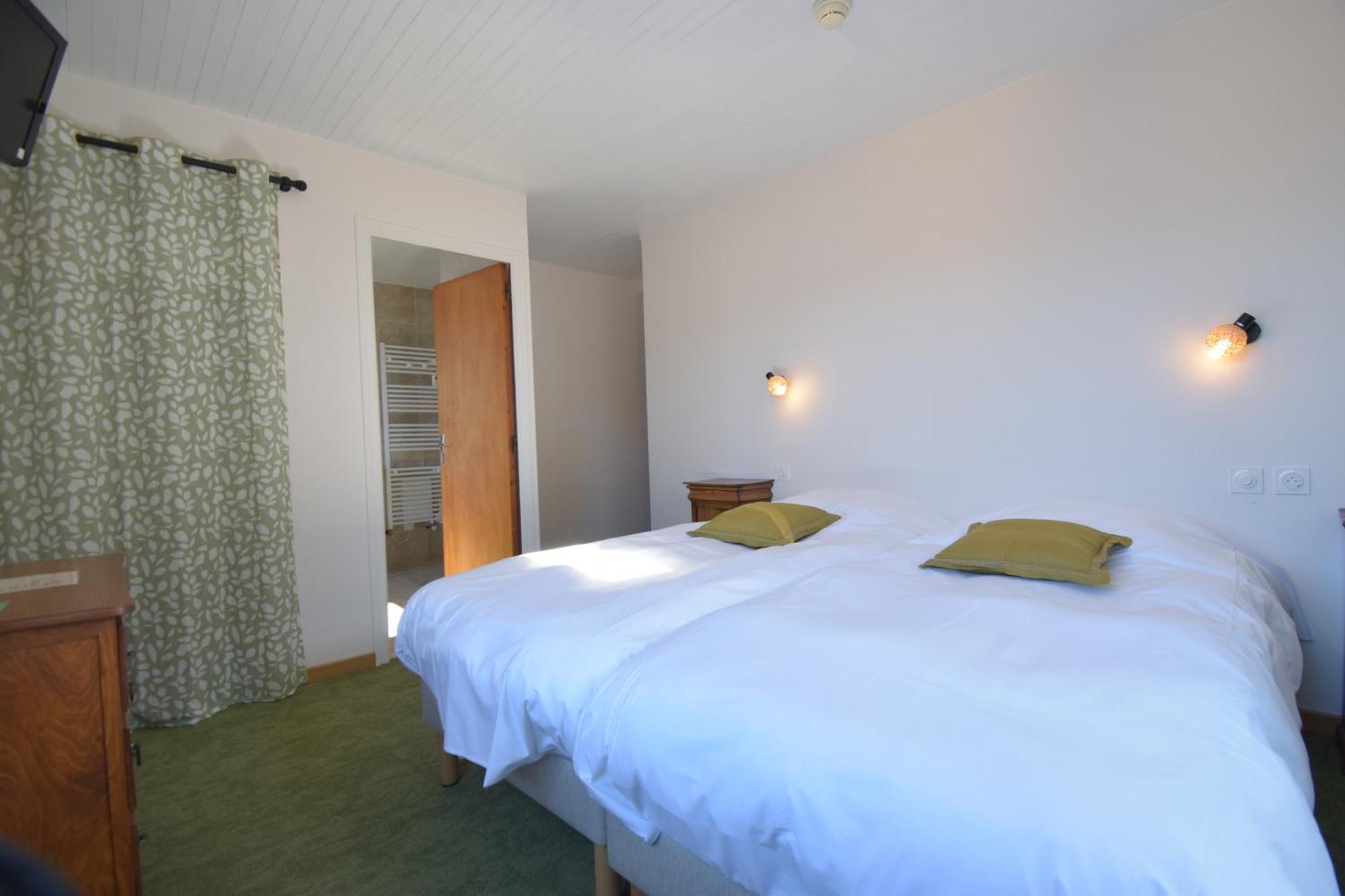 Hotel Les Chenets Saint-Julien-en-Champsaur المظهر الخارجي الصورة