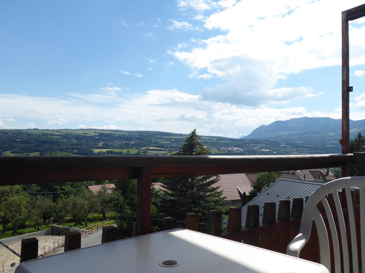 Hotel Les Chenets Saint-Julien-en-Champsaur المظهر الخارجي الصورة